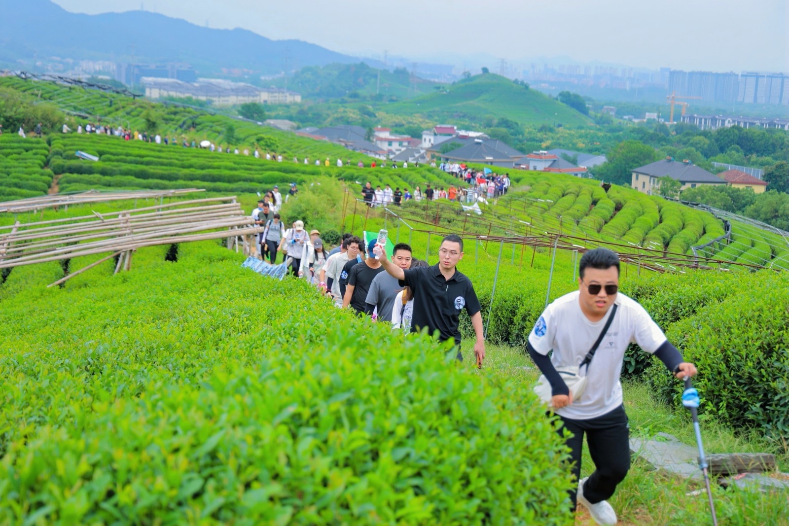 34350828.jpg 绿汐谷营地金海湖金融团队,营地湖区任务百度客户互联网科技42|陀螺团建活动实拍(图2)
