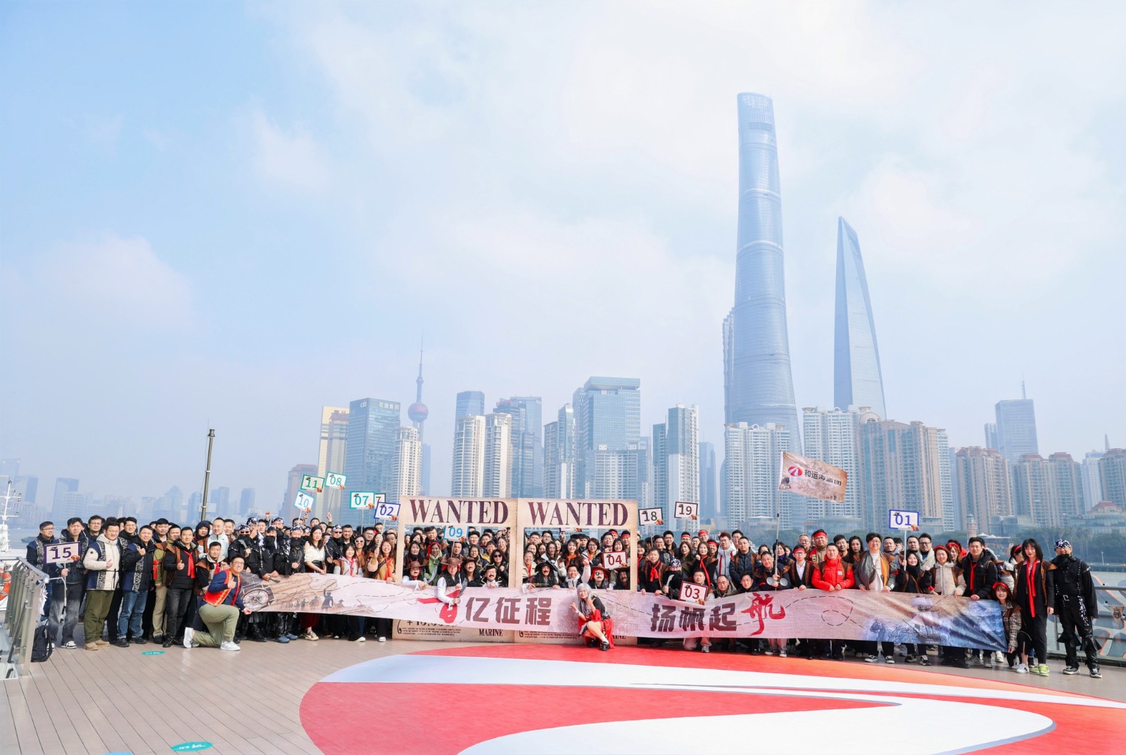 43841645.jpg 2月28日正日子,260人陆续抵达昆山国际会展中心|陀螺团建活动实拍(图3)